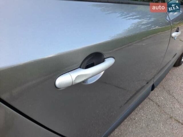 Серый Рено Меган, объемом двигателя 1.6 л и пробегом 194 тыс. км за 8100 $, фото 98 на Automoto.ua