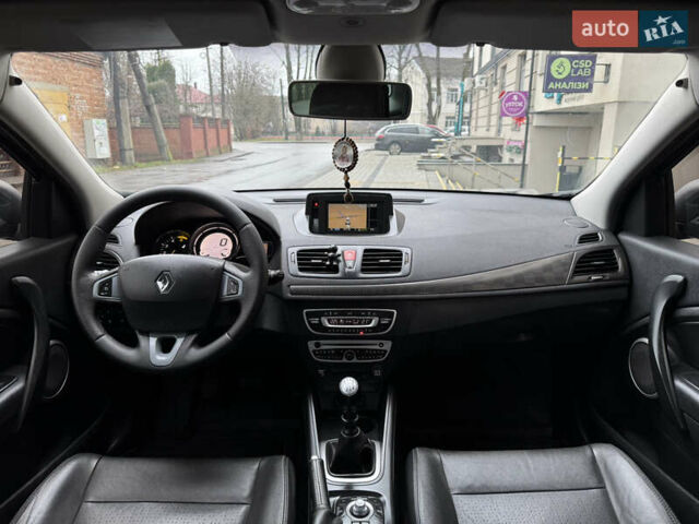Сірий Рено Меган, об'ємом двигуна 1.5 л та пробігом 218 тис. км за 7200 $, фото 42 на Automoto.ua