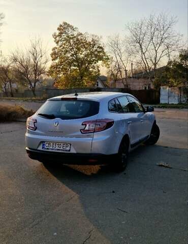 Сірий Рено Меган, об'ємом двигуна 1.5 л та пробігом 288 тис. км за 7100 $, фото 17 на Automoto.ua