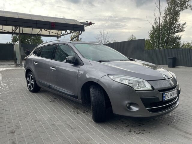 Серый Рено Меган, объемом двигателя 1.4 л и пробегом 186 тыс. км за 6600 $, фото 1 на Automoto.ua