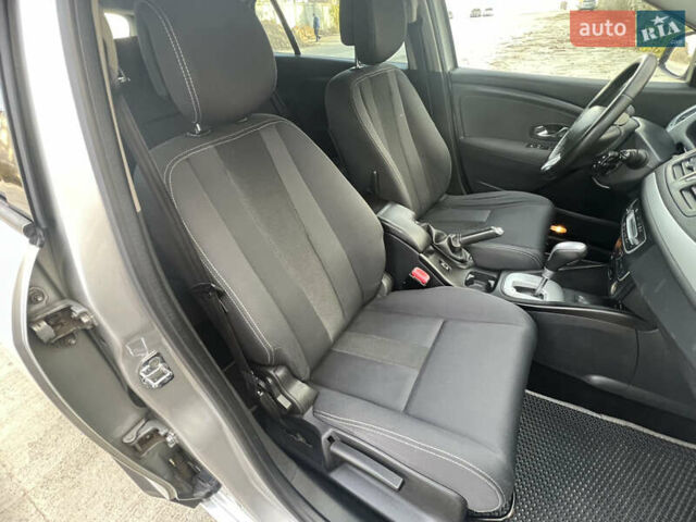 Серый Рено Меган, объемом двигателя 1.46 л и пробегом 274 тыс. км за 6300 $, фото 38 на Automoto.ua