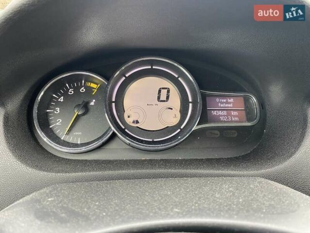 Сірий Рено Меган, об'ємом двигуна 1.4 л та пробігом 143 тис. км за 6600 $, фото 12 на Automoto.ua