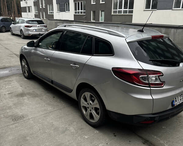 Серый Рено Меган, объемом двигателя 1.9 л и пробегом 213 тыс. км за 7700 $, фото 18 на Automoto.ua