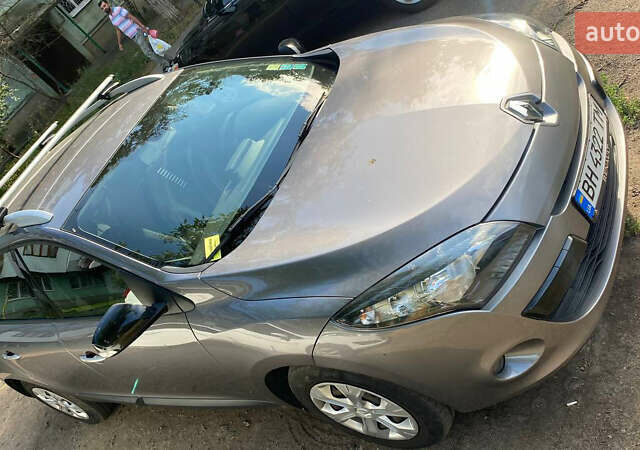 Серый Рено Меган, объемом двигателя 1.5 л и пробегом 151 тыс. км за 7800 $, фото 33 на Automoto.ua