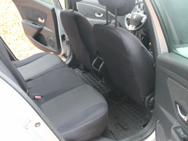 Сірий Рено Меган, об'ємом двигуна 1.5 л та пробігом 270 тис. км за 7200 $, фото 14 на Automoto.ua