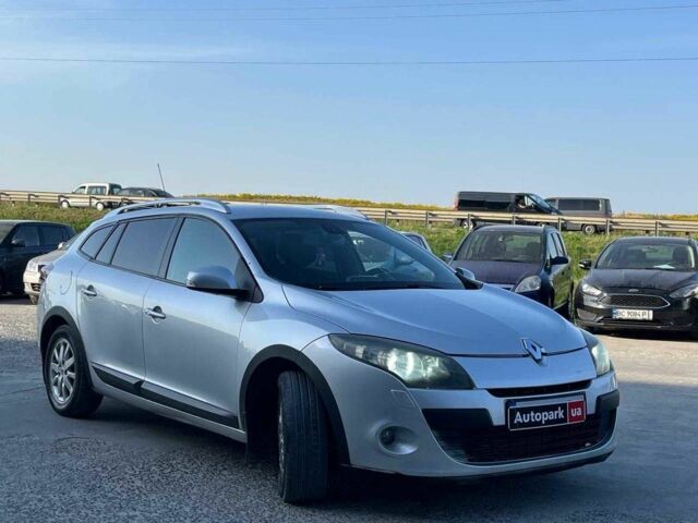 Серый Рено Меган, объемом двигателя 1.9 л и пробегом 265 тыс. км за 5440 $, фото 2 на Automoto.ua