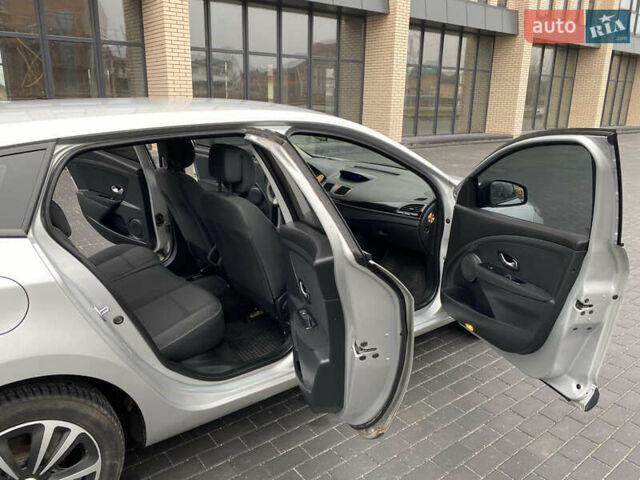 Сірий Рено Меган, об'ємом двигуна 1.46 л та пробігом 239 тис. км за 6600 $, фото 8 на Automoto.ua