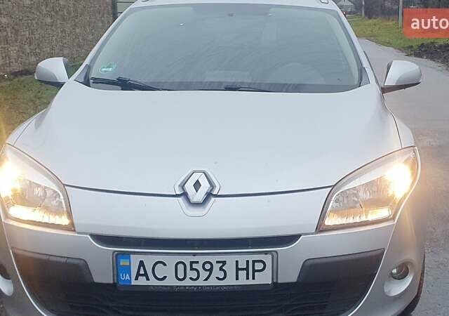 Серый Рено Меган, объемом двигателя 1.46 л и пробегом 235 тыс. км за 6980 $, фото 7 на Automoto.ua