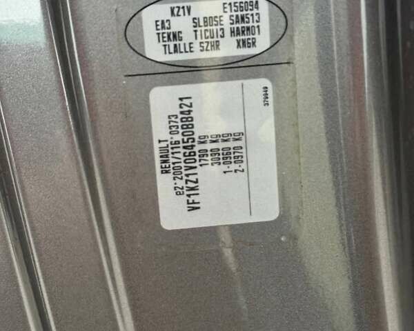 Сірий Рено Меган, об'ємом двигуна 1.4 л та пробігом 216 тис. км за 6500 $, фото 53 на Automoto.ua