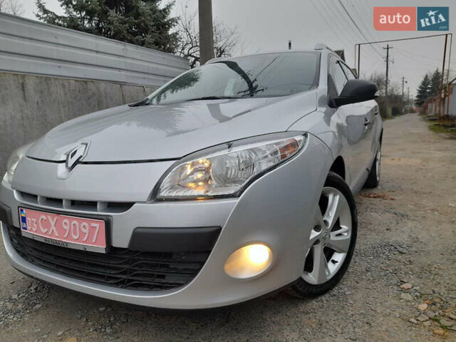 Серый Рено Меган, объемом двигателя 1.5 л и пробегом 270 тыс. км за 7350 $, фото 3 на Automoto.ua