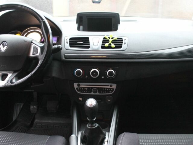 Сірий Рено Меган, об'ємом двигуна 1.5 л та пробігом 270 тис. км за 7200 $, фото 16 на Automoto.ua