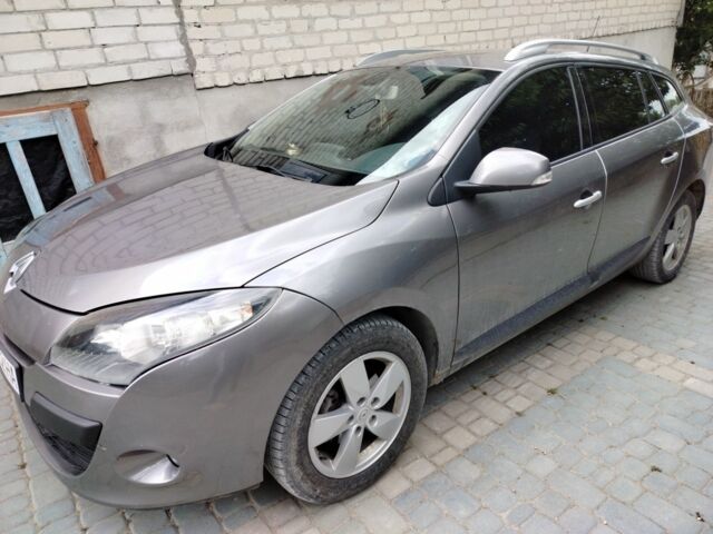 Сірий Рено Меган, об'ємом двигуна 0 л та пробігом 427 тис. км за 7000 $, фото 1 на Automoto.ua