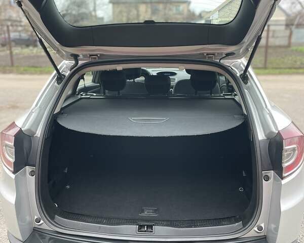 Сірий Рено Меган, об'ємом двигуна 1.46 л та пробігом 268 тис. км за 6400 $, фото 8 на Automoto.ua