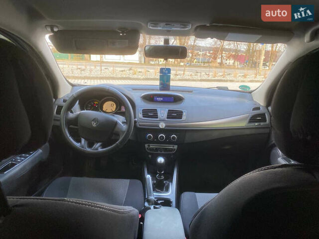 Серый Рено Меган, объемом двигателя 1.46 л и пробегом 258 тыс. км за 6900 $, фото 25 на Automoto.ua