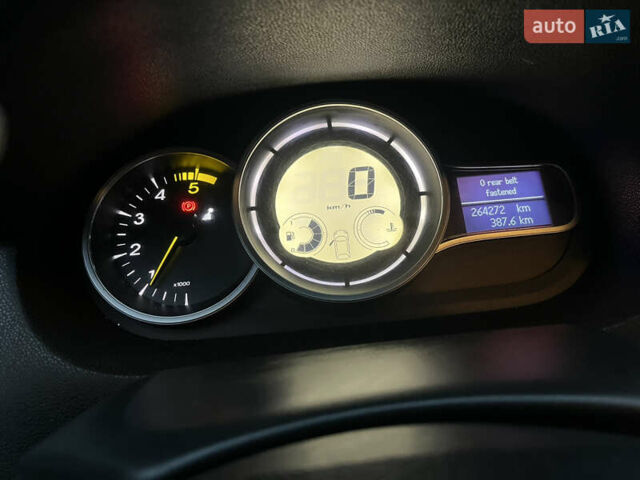 Серый Рено Меган, объемом двигателя 1.46 л и пробегом 266 тыс. км за 6800 $, фото 7 на Automoto.ua