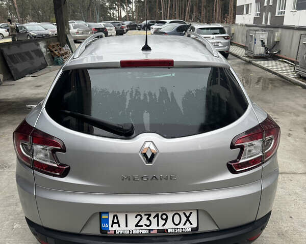 Серый Рено Меган, объемом двигателя 1.9 л и пробегом 213 тыс. км за 7700 $, фото 10 на Automoto.ua