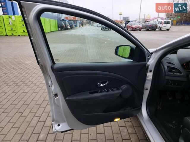 Серый Рено Меган, объемом двигателя 1.5 л и пробегом 249 тыс. км за 6750 $, фото 29 на Automoto.ua