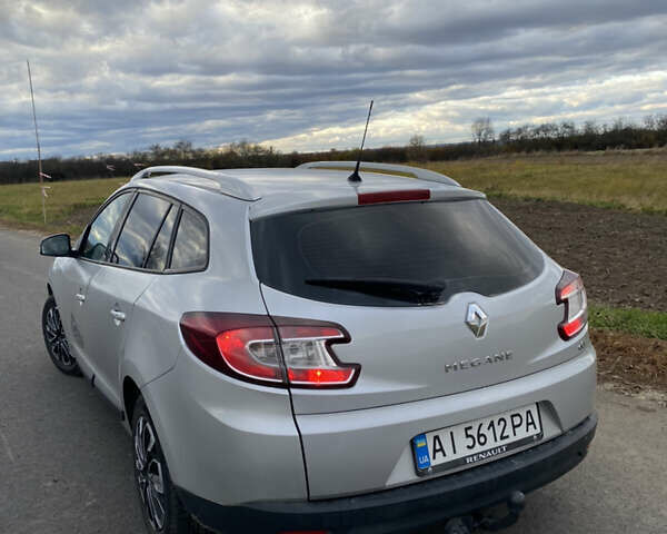 Сірий Рено Меган, об'ємом двигуна 1.5 л та пробігом 200 тис. км за 4950 $, фото 4 на Automoto.ua