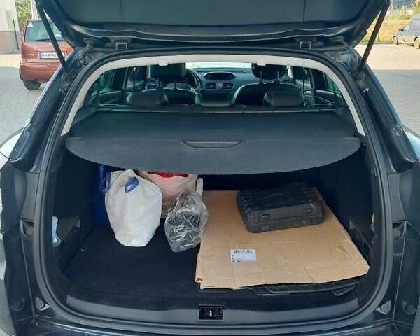 Серый Рено Меган, объемом двигателя 1.46 л и пробегом 253 тыс. км за 6900 $, фото 5 на Automoto.ua