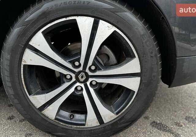 Серый Рено Меган, объемом двигателя 1.46 л и пробегом 193 тыс. км за 7999 $, фото 5 на Automoto.ua