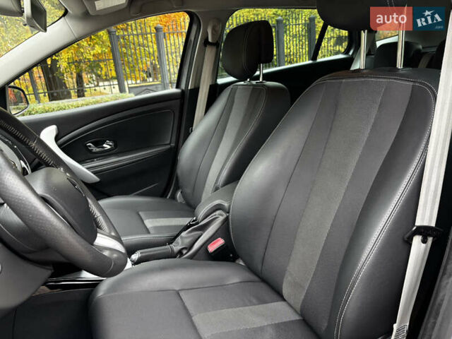 Серый Рено Меган, объемом двигателя 1.5 л и пробегом 146 тыс. км за 8890 $, фото 17 на Automoto.ua