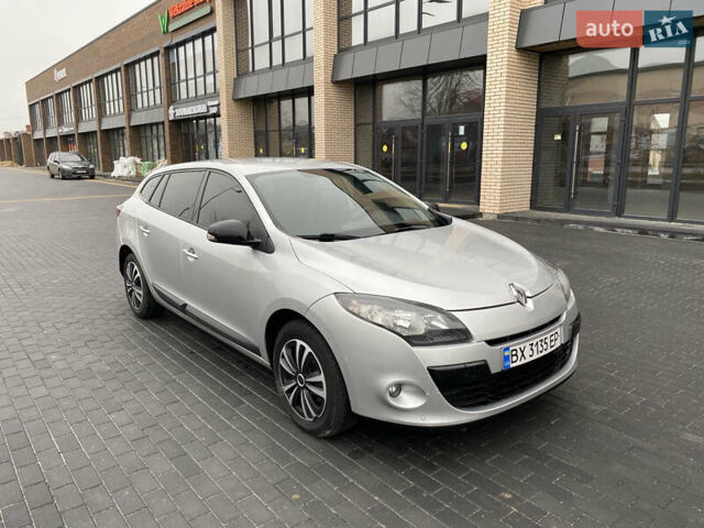 Сірий Рено Меган, об'ємом двигуна 1.46 л та пробігом 239 тис. км за 6600 $, фото 1 на Automoto.ua