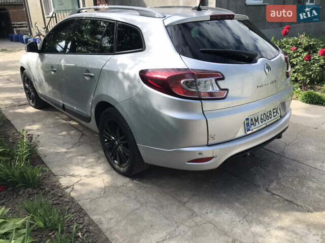 Рено Меган 2011 в Любаре на Automoto.ua Серый Рено Меган, объемом двигателя 1.46 л и пробегом 308 тыс. км за 6800 $, фото 17 на Automoto.ua