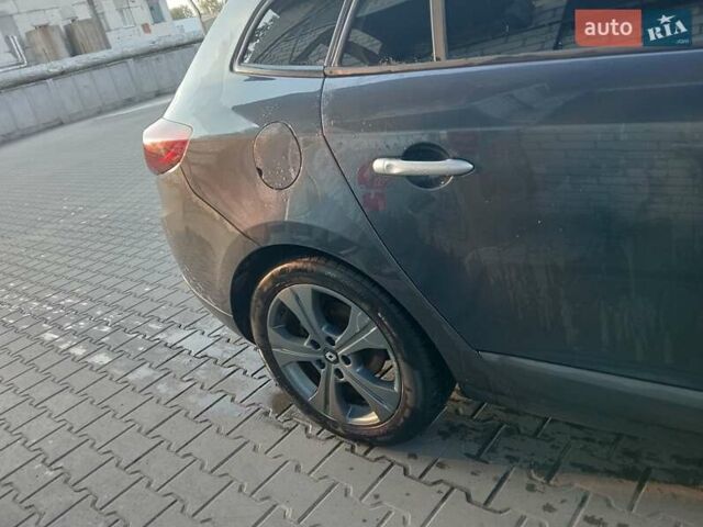 Серый Рено Меган, объемом двигателя 1.46 л и пробегом 307 тыс. км за 6800 $, фото 17 на Automoto.ua