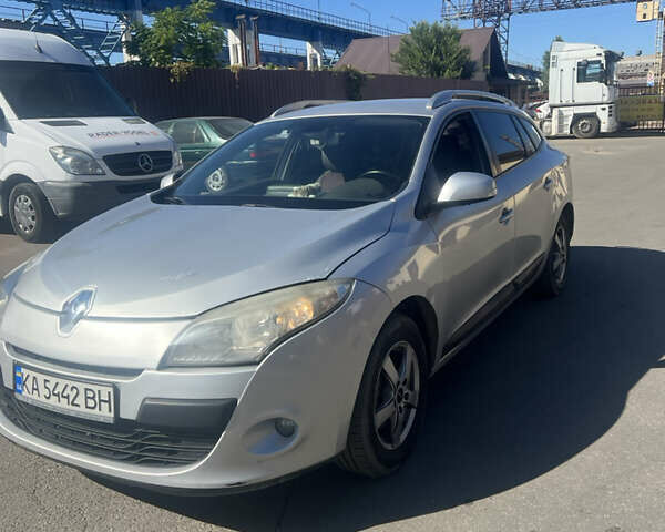 Серый Рено Меган, объемом двигателя 1.46 л и пробегом 320 тыс. км за 6500 $, фото 6 на Automoto.ua