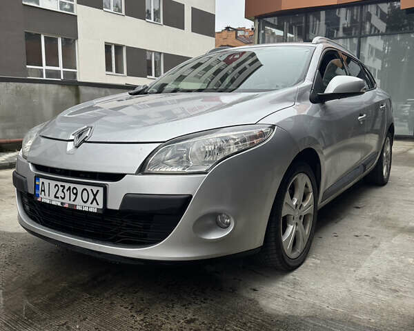 Серый Рено Меган, объемом двигателя 1.9 л и пробегом 213 тыс. км за 7700 $, фото 30 на Automoto.ua