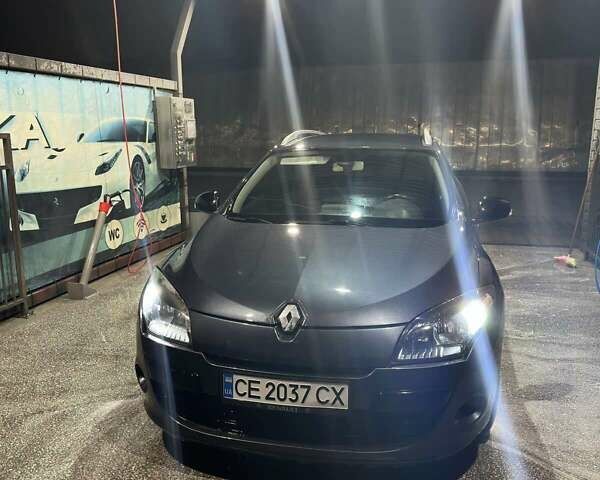 Рено Меган 2011 в Косове на Automoto.ua Серый Рено Меган, объемом двигателя 1.46 л и пробегом 254 тыс. км за 6999 $, фото 4 на Automoto.ua