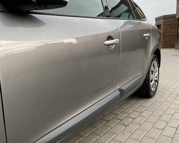 Серый Рено Меган, объемом двигателя 1.9 л и пробегом 285 тыс. км за 7300 $, фото 11 на Automoto.ua