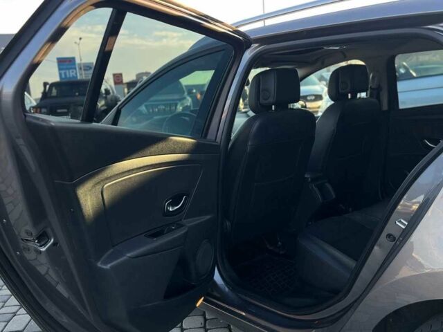 Серый Рено Меган, объемом двигателя 1.5 л и пробегом 208 тыс. км за 7800 $, фото 23 на Automoto.ua