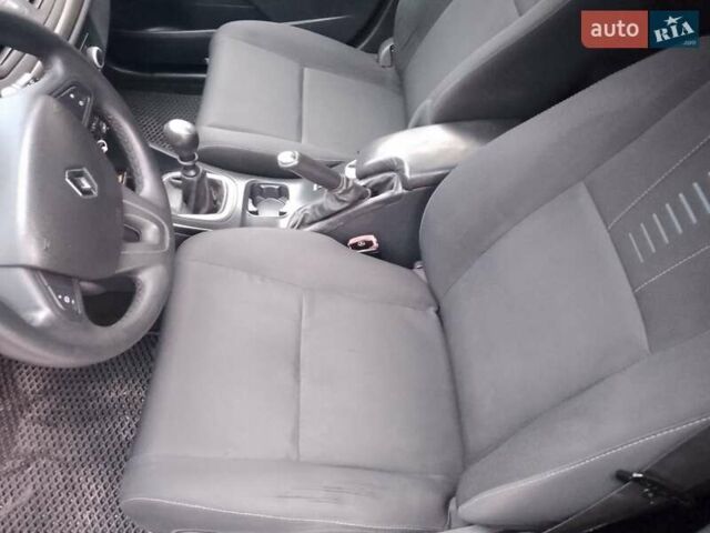 Серый Рено Меган, объемом двигателя 1.5 л и пробегом 273 тыс. км за 6900 $, фото 17 на Automoto.ua