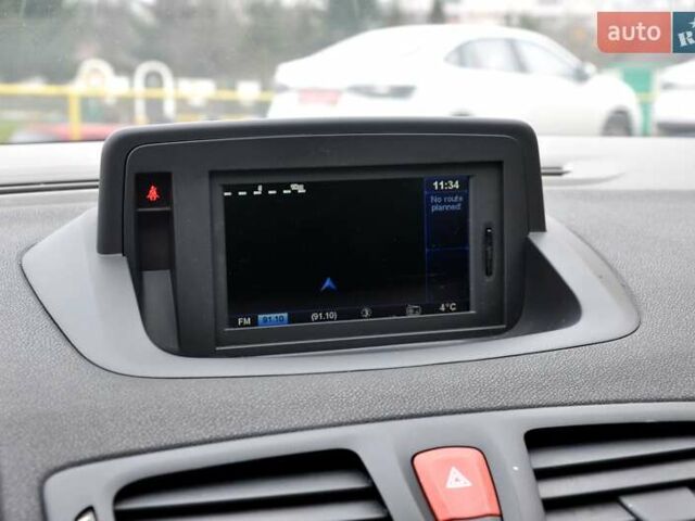 Сірий Рено Меган, об'ємом двигуна 1.5 л та пробігом 250 тис. км за 6500 $, фото 32 на Automoto.ua