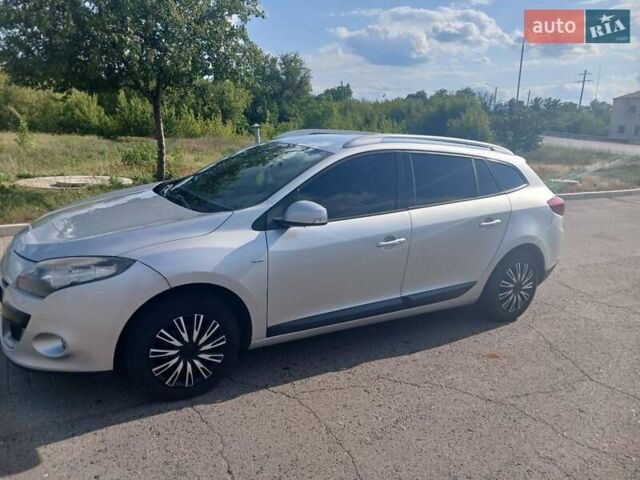 Серый Рено Меган, объемом двигателя 1.6 л и пробегом 270 тыс. км за 6400 $, фото 6 на Automoto.ua