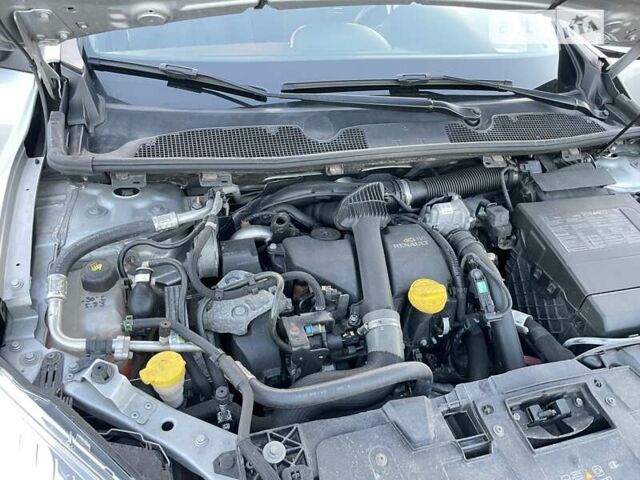 Сірий Рено Меган, об'ємом двигуна 1.5 л та пробігом 210 тис. км за 8200 $, фото 76 на Automoto.ua