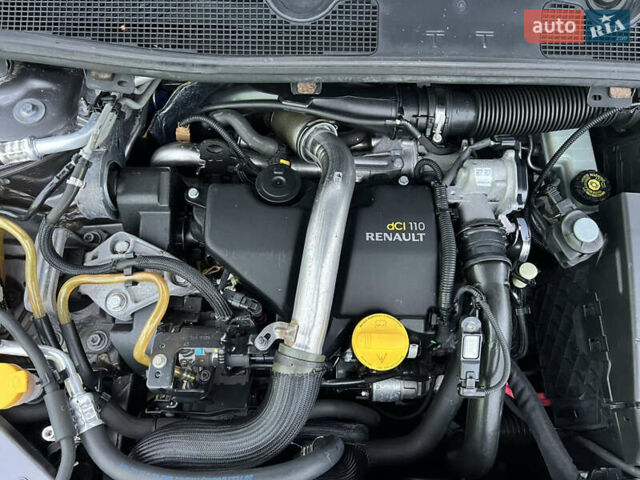 Серый Рено Меган, объемом двигателя 1.46 л и пробегом 220 тыс. км за 7900 $, фото 40 на Automoto.ua