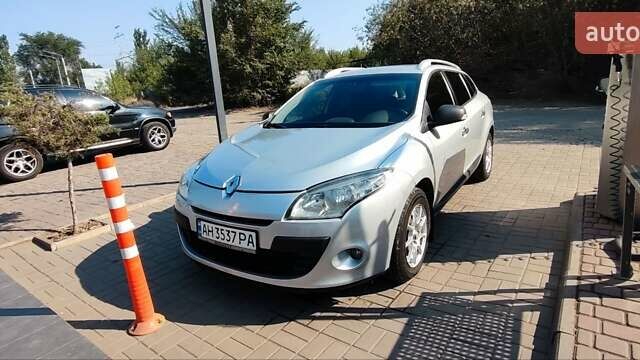 Сірий Рено Меган, об'ємом двигуна 1.46 л та пробігом 255 тис. км за 5800 $, фото 8 на Automoto.ua