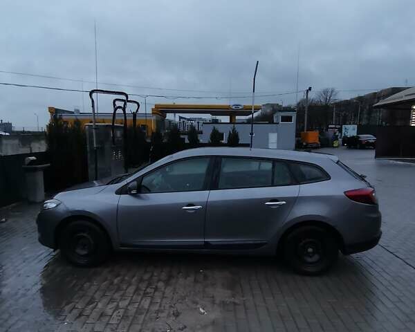 Сірий Рено Меган, об'ємом двигуна 1.46 л та пробігом 267 тис. км за 6900 $, фото 2 на Automoto.ua