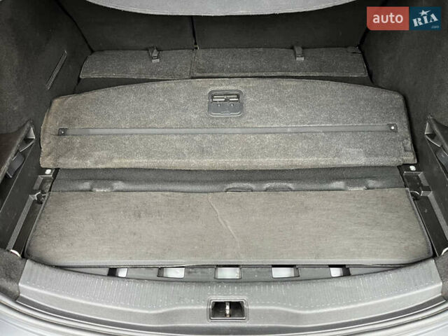 Сірий Рено Меган, об'ємом двигуна 1.46 л та пробігом 237 тис. км за 6550 $, фото 51 на Automoto.ua
