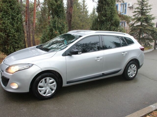 Сірий Рено Меган, об'ємом двигуна 1.5 л та пробігом 270 тис. км за 7200 $, фото 1 на Automoto.ua