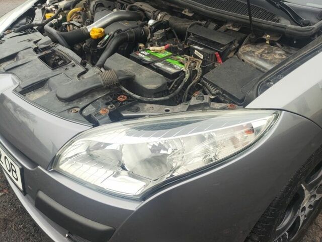 Серый Рено Меган, объемом двигателя 1.5 л и пробегом 223 тыс. км за 6600 $, фото 6 на Automoto.ua