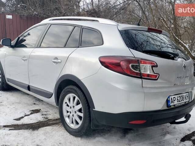 Серый Рено Меган, объемом двигателя 1.9 л и пробегом 266 тыс. км за 6700 $, фото 5 на Automoto.ua