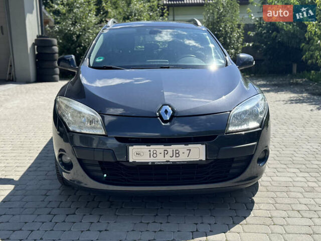Серый Рено Меган, объемом двигателя 1.46 л и пробегом 271 тыс. км за 7200 $, фото 1 на Automoto.ua