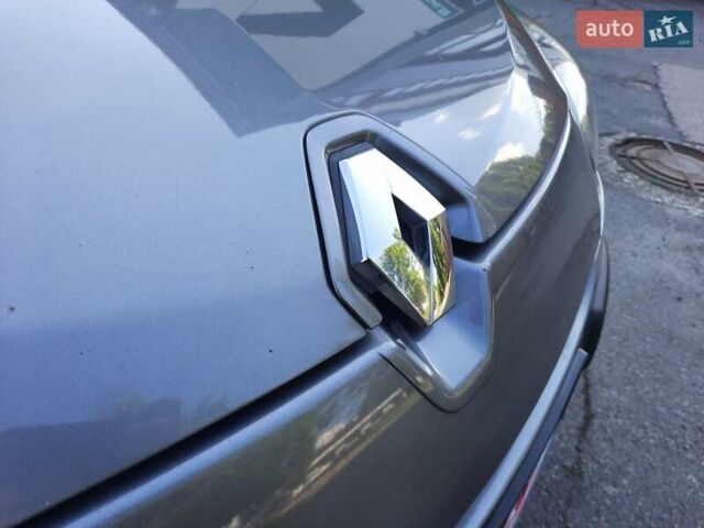 Серый Рено Меган, объемом двигателя 1.6 л и пробегом 194 тыс. км за 8100 $, фото 30 на Automoto.ua