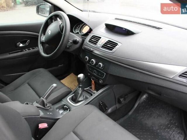 Серый Рено Меган, объемом двигателя 1.4 л и пробегом 250 тыс. км за 5450 $, фото 10 на Automoto.ua