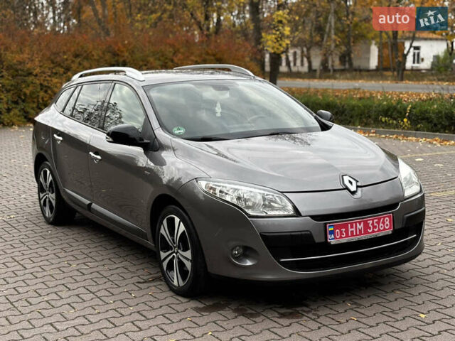 Серый Рено Меган, объемом двигателя 1.5 л и пробегом 146 тыс. км за 8890 $, фото 3 на Automoto.ua