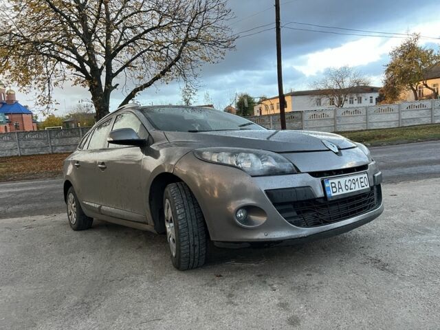 Серый Рено Меган, объемом двигателя 1.5 л и пробегом 200 тыс. км за 5650 $, фото 4 на Automoto.ua