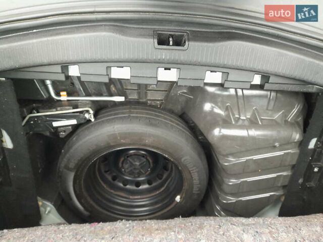 Серый Рено Меган, объемом двигателя 1.5 л и пробегом 270 тыс. км за 7350 $, фото 24 на Automoto.ua